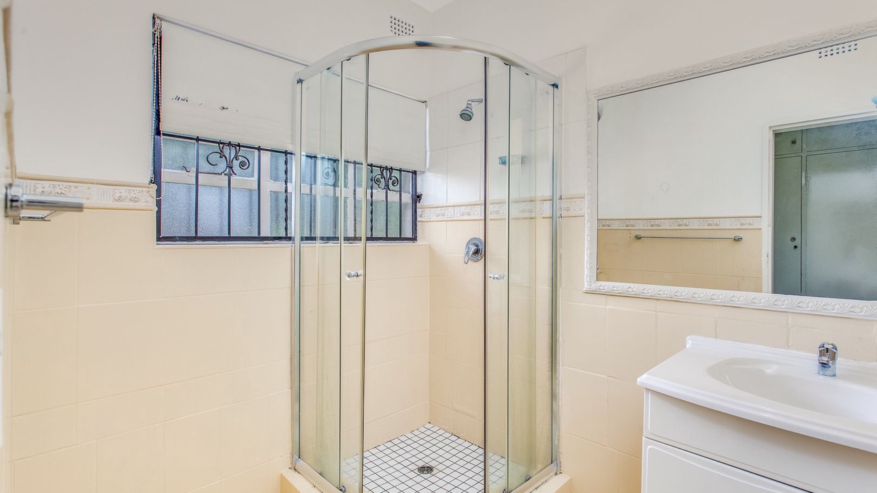 Photo of Bathroom in Greater Johannesburg Metropolitan Area