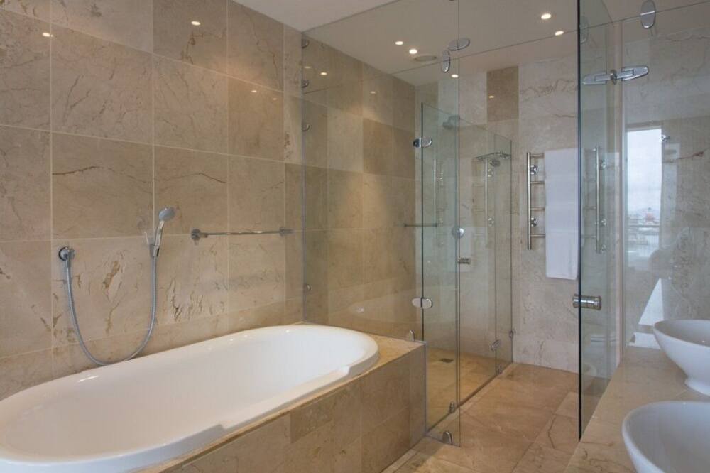 Photo of Bathroom in Victoria and Alfred Waterfront