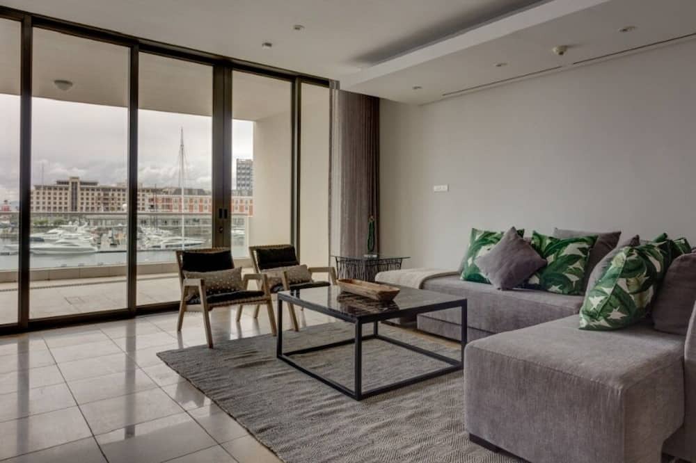 Photo of Livingroom in Victoria and Alfred Waterfront