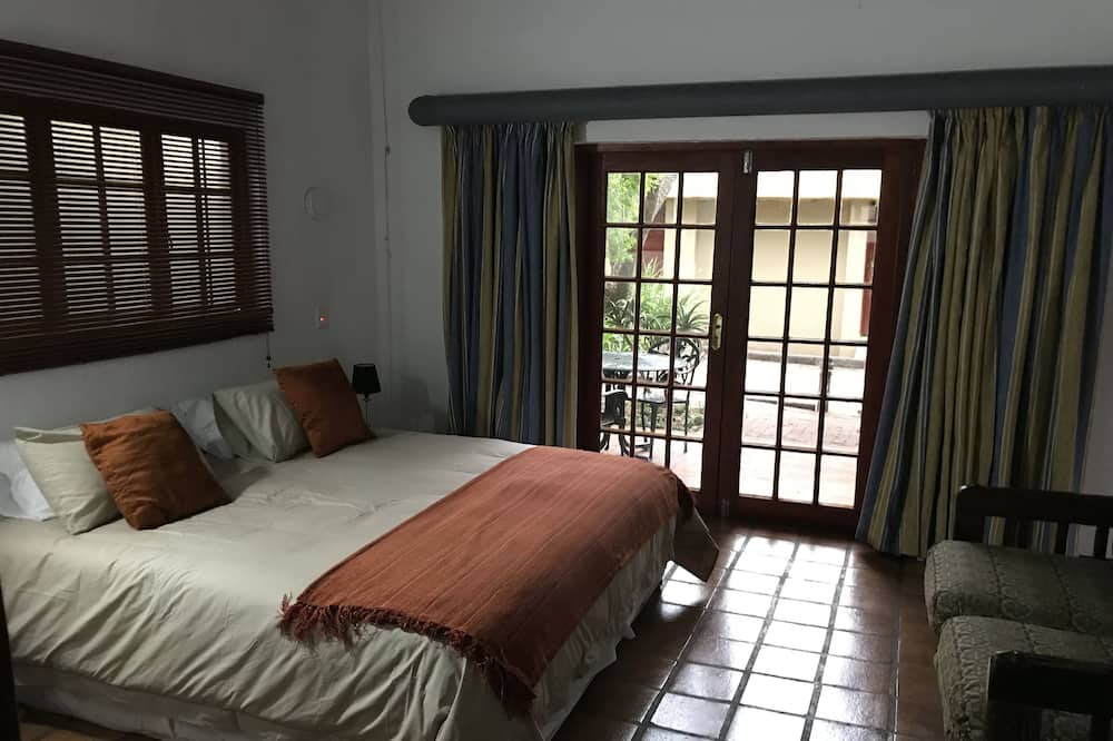 Photo of Bedroom in Garsfontein