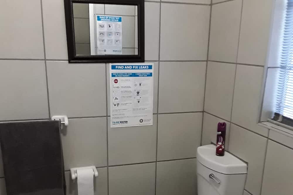 Photo of Bathroom in Victoria West