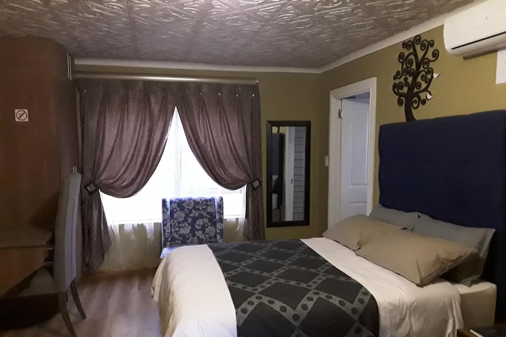Photo of Bedroom in Victoria West