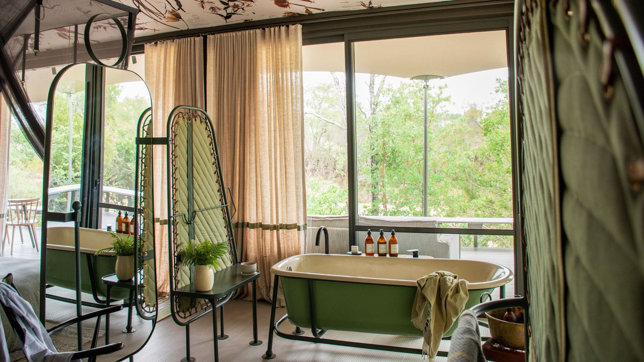Photo of Bathroom in Thorny Bush Game Reserve