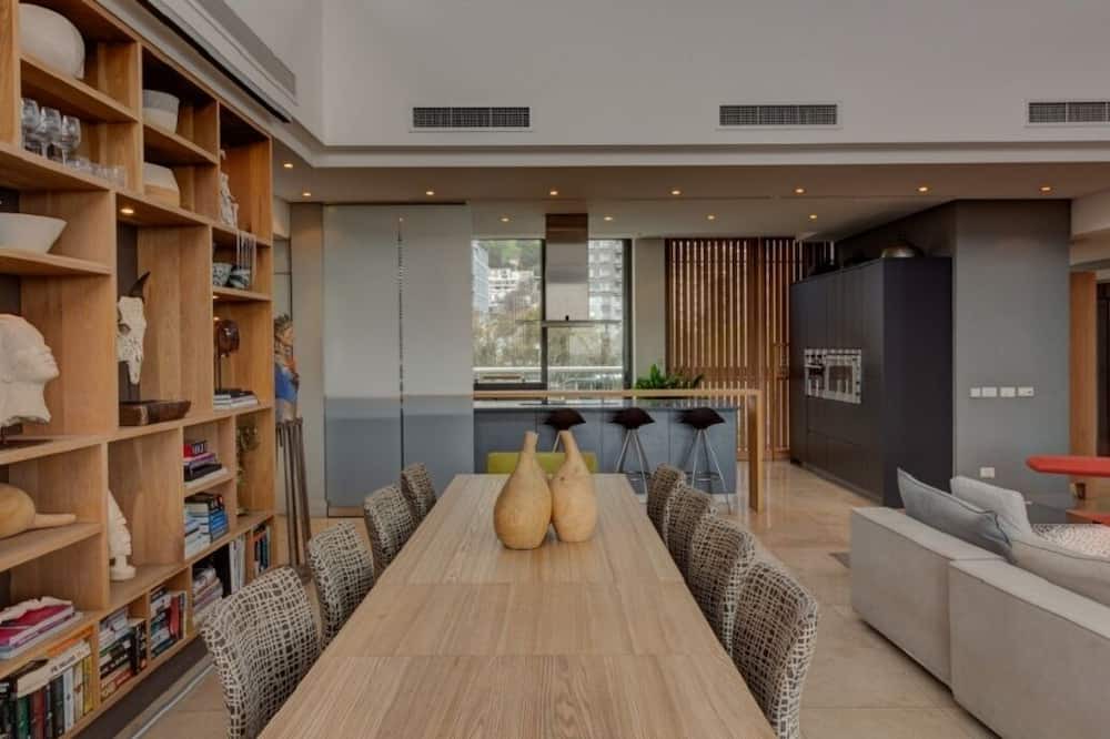 Photo of Kitchen in Victoria and Alfred Waterfront