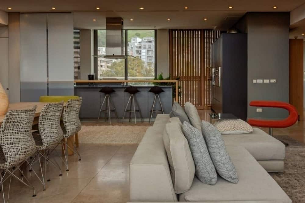 Photo of Livingroom in Victoria and Alfred Waterfront