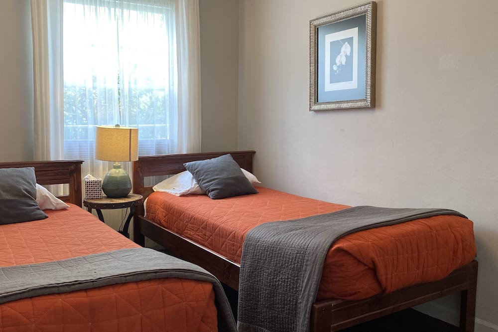 Photo of Bedroom in North Central