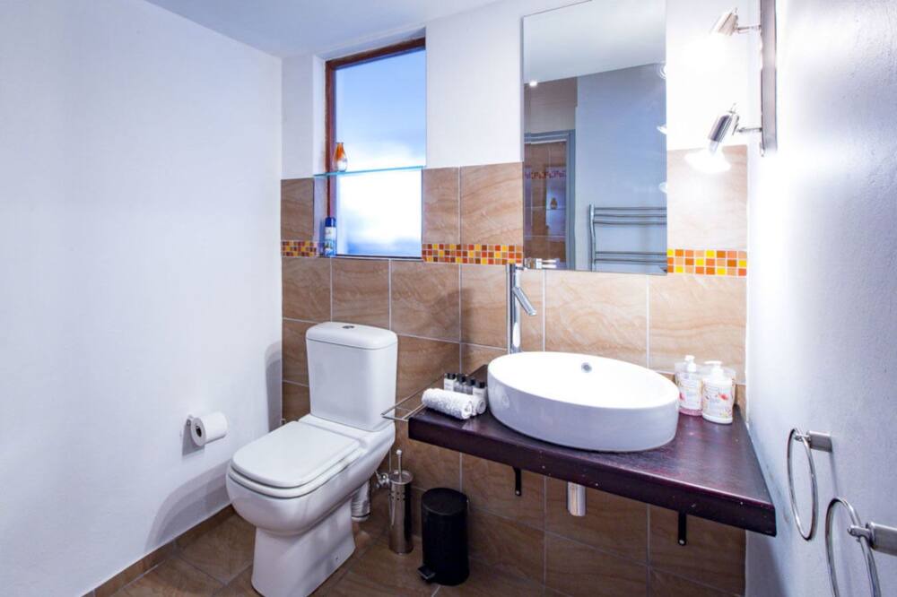 Photo of Bathroom in Hunter's Home