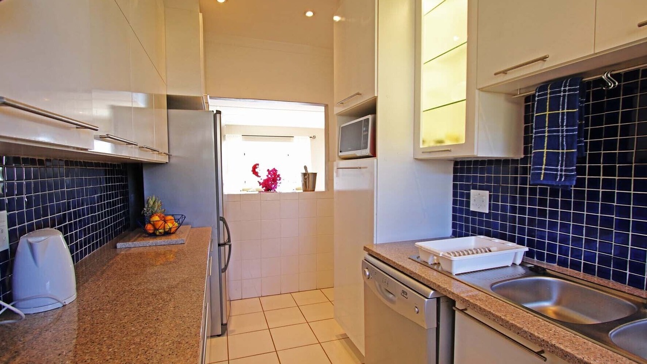Photo of Kitchen in Redhill