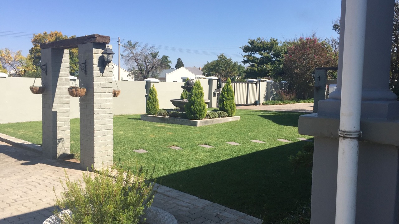 Photo of Outdoor in Komani
