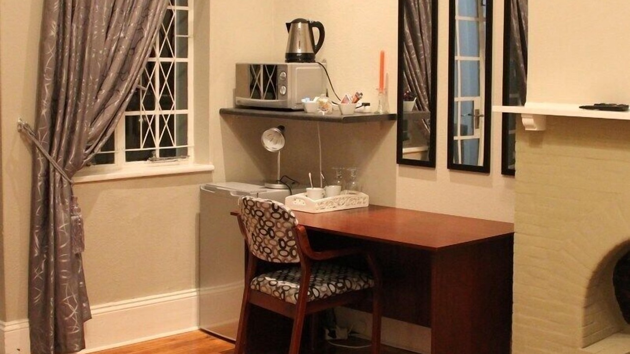 Photo of Bedroom in Komani