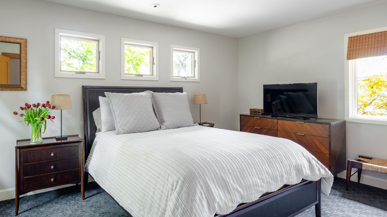 Photo of Bedroom in St. Helena