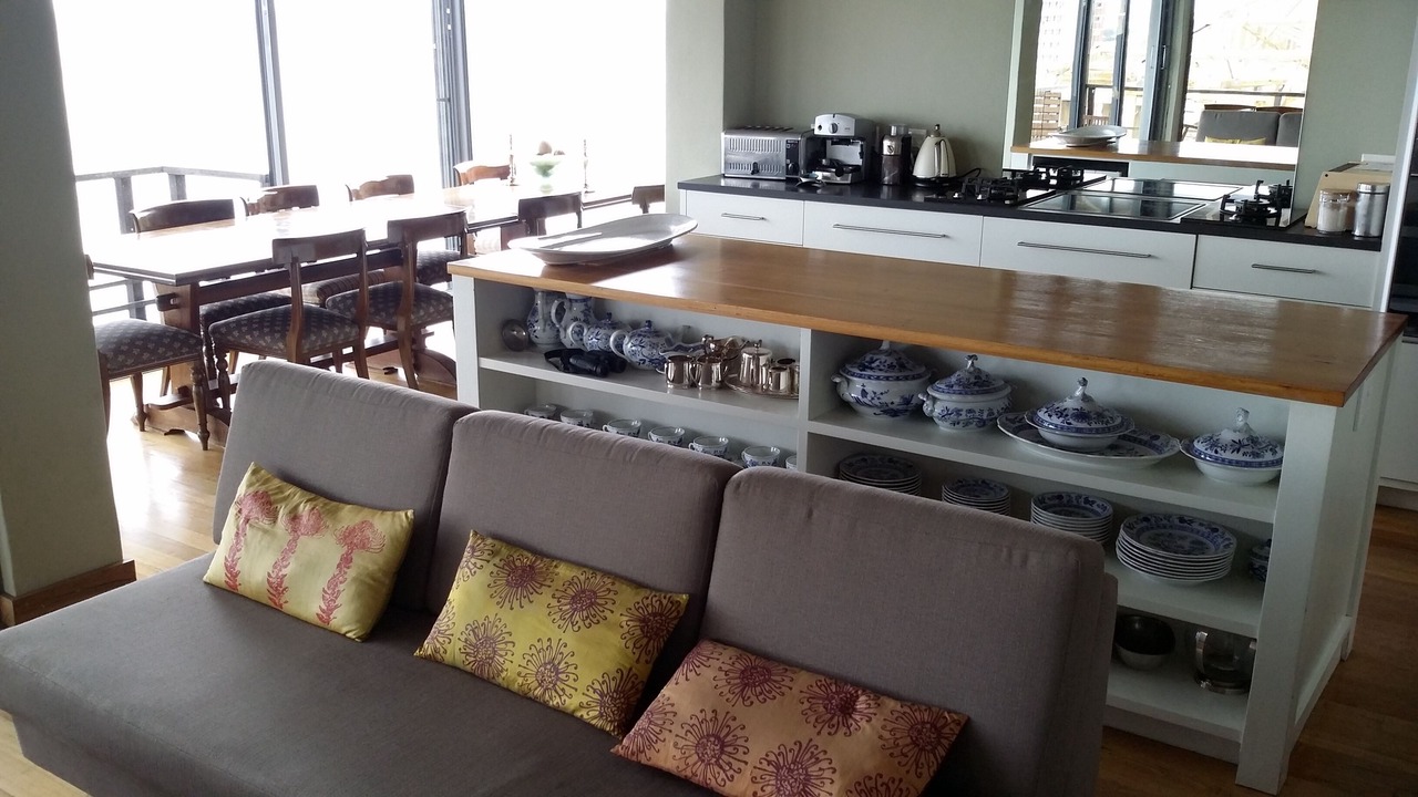Photo of Kitchen in Redhill
