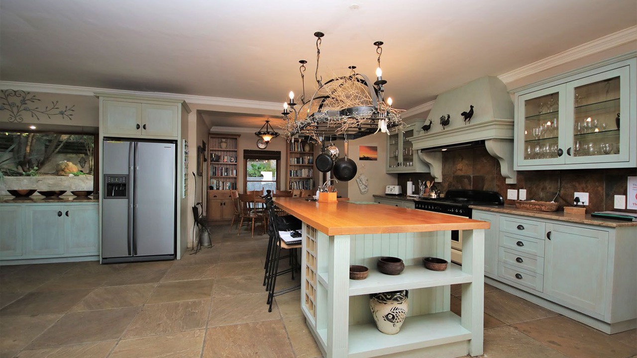 Photo of Kitchen in Mountainside