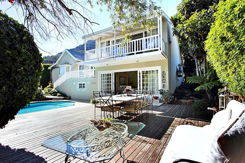 Photo of Outdoor in Scott Estate