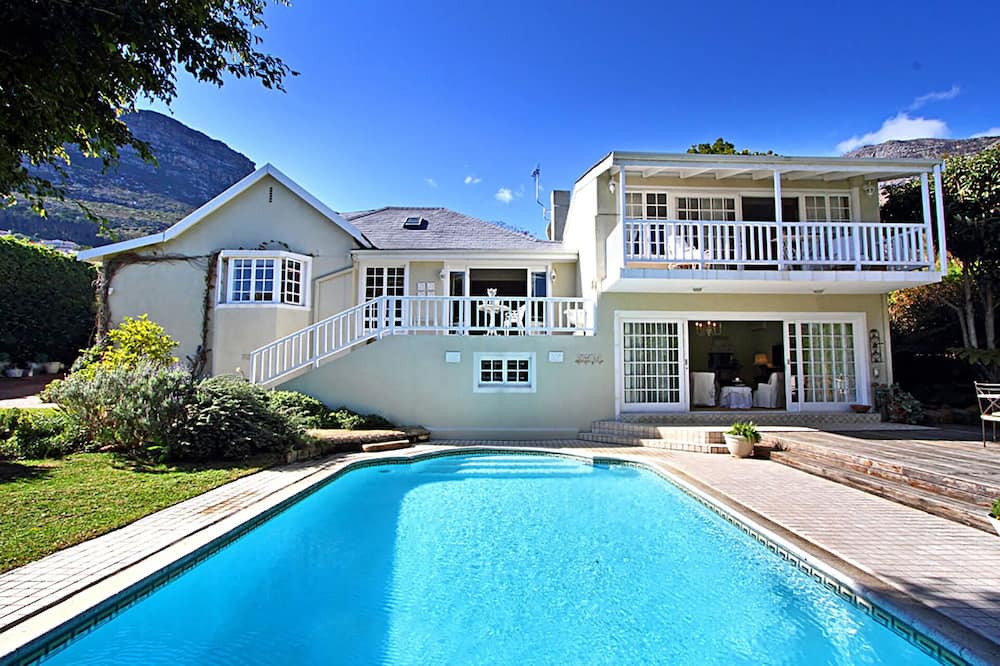 Photo of Outdoor in Scott Estate