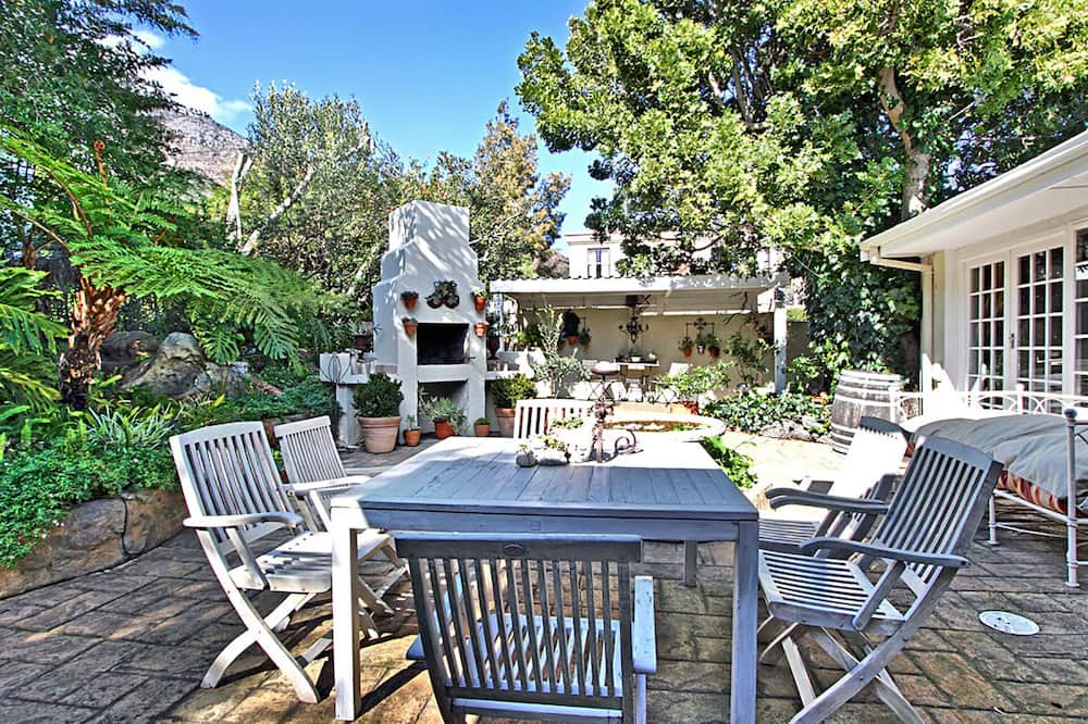 Photo of Patio Balcony in Scott Estate
