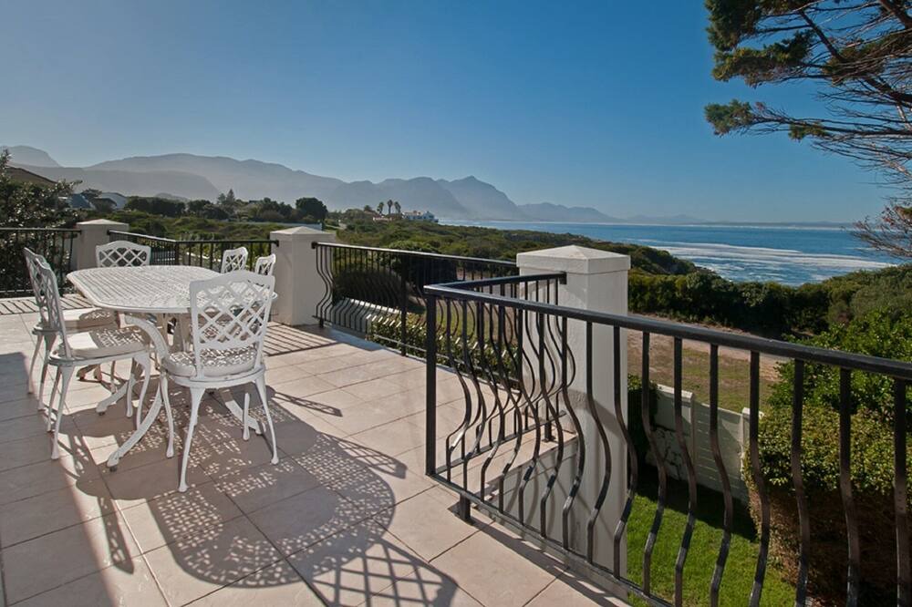 Photo of Others in Westcliff