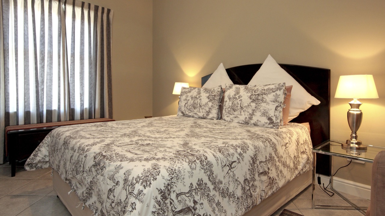 Photo of Bedroom in Somerset West