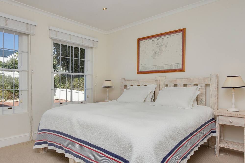 Photo of Bedroom in Kommetjie