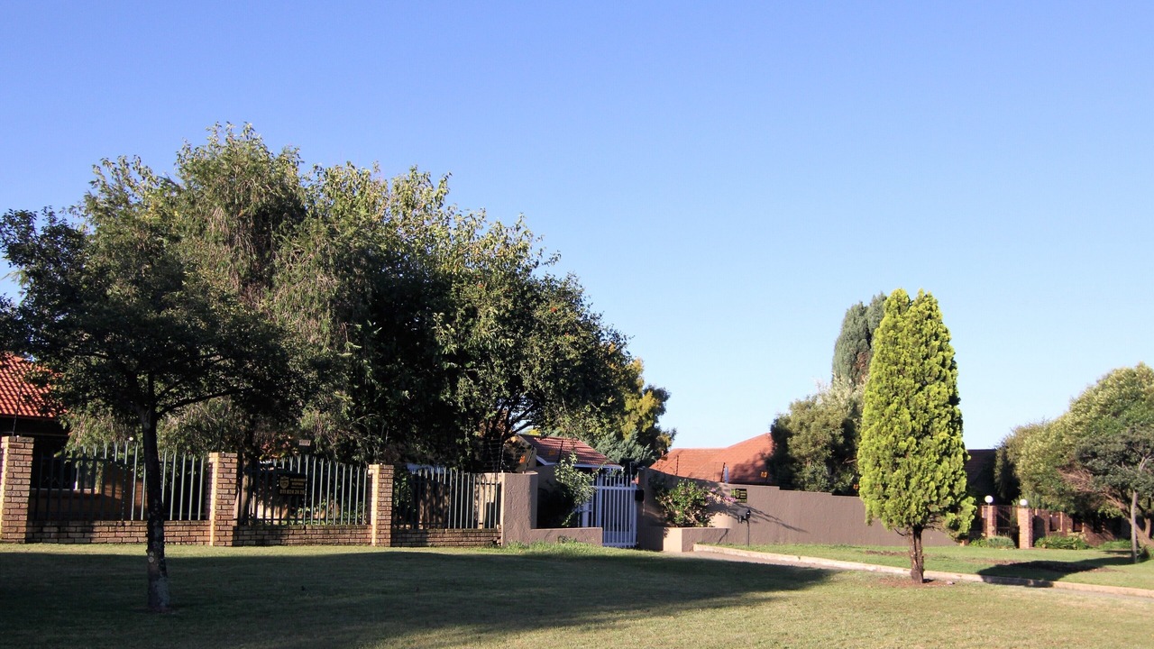 Photo of Others in Alberton
