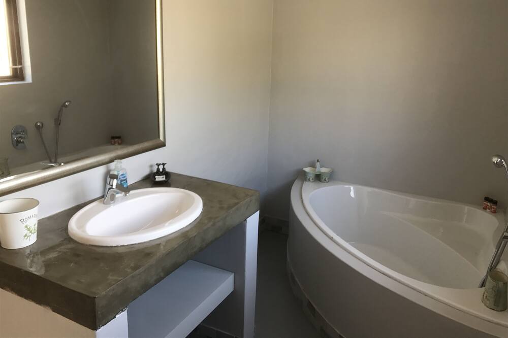 Photo of Bathroom in Eastcliff