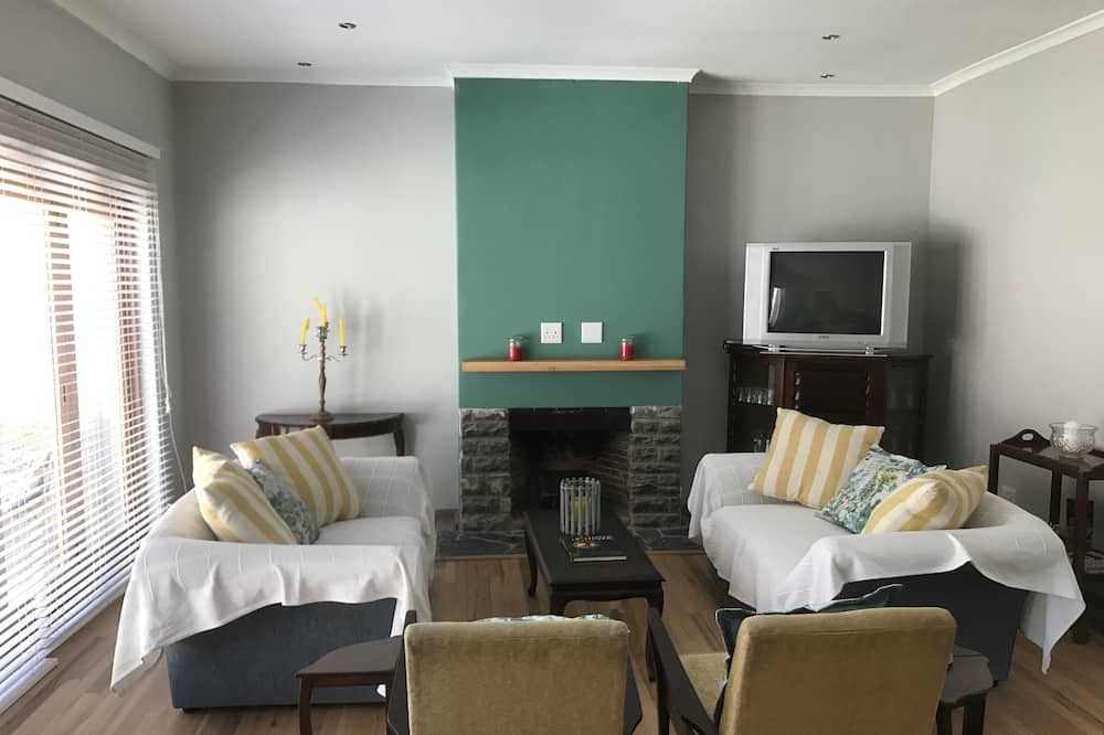 Photo of Livingroom in Eastcliff