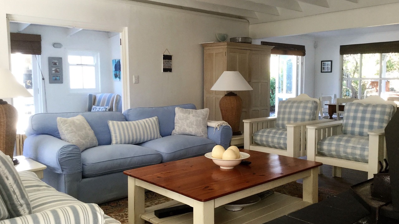 Photo of Livingroom in Betty's Bay