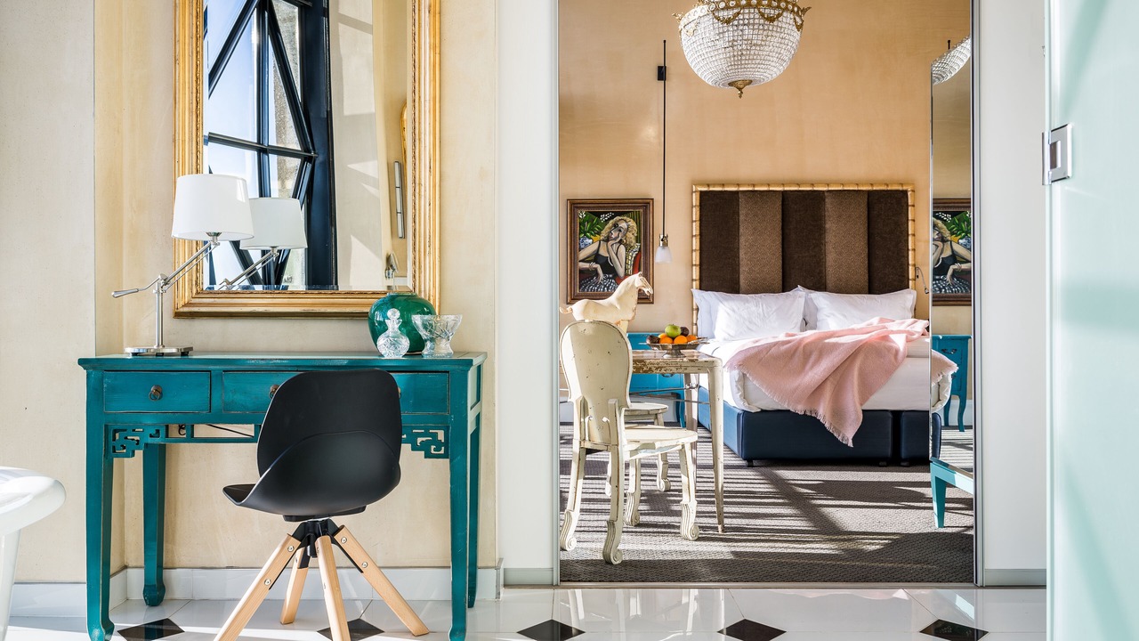 Photo of Bedroom in Silo District