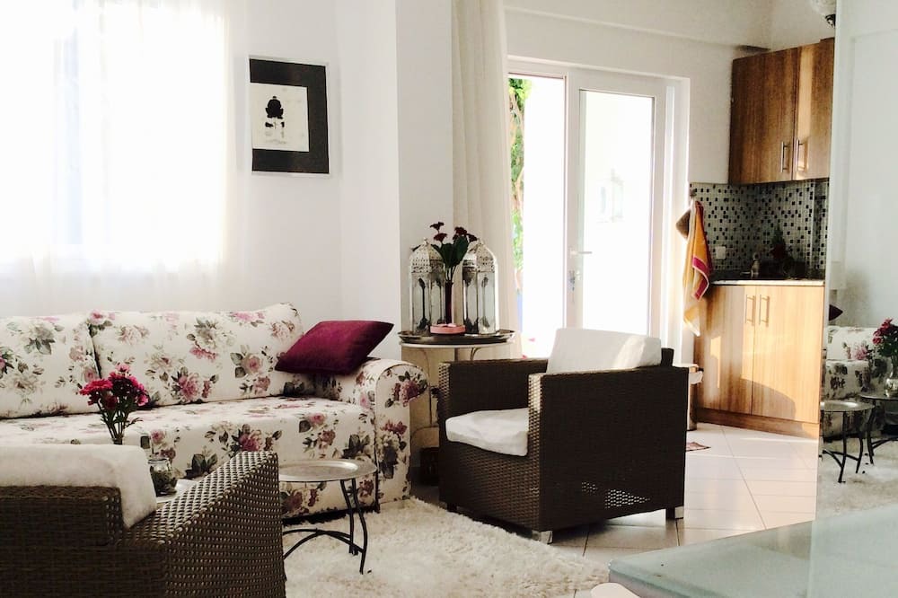 Photo of Livingroom in Goynuk
