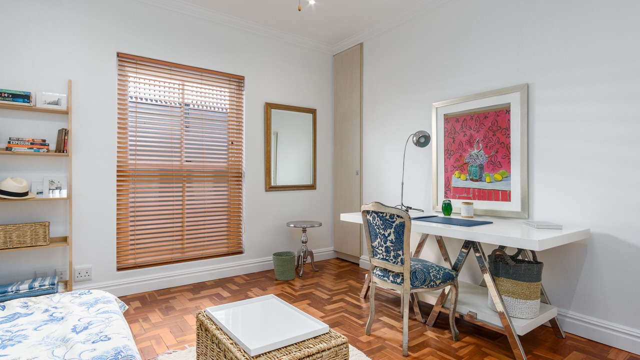 Photo of Livingroom in Bishopscourt