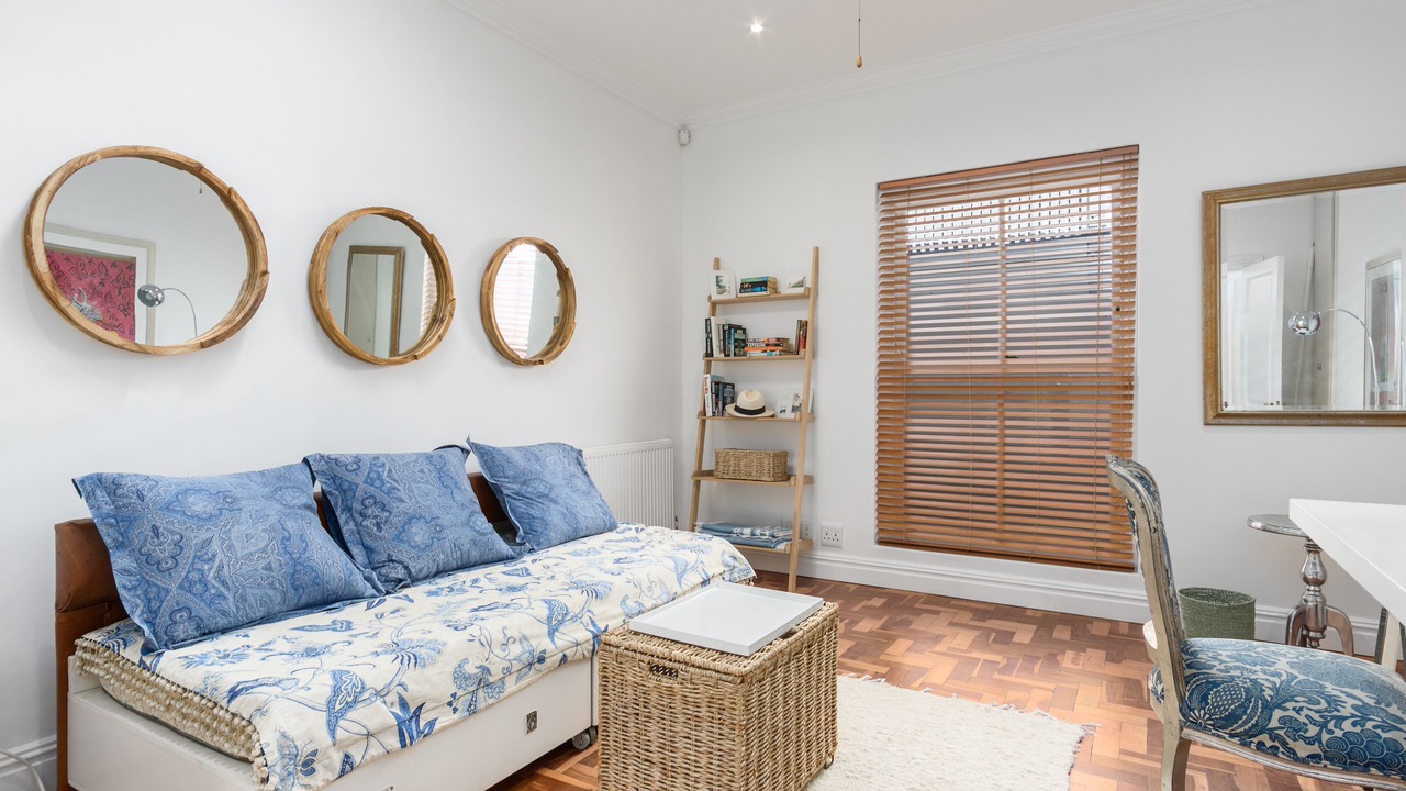 Photo of Livingroom in Bishopscourt