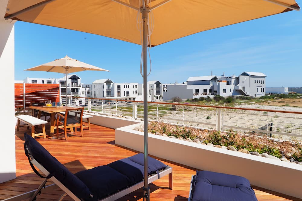 Photo of Patio Balcony in Big Bay
