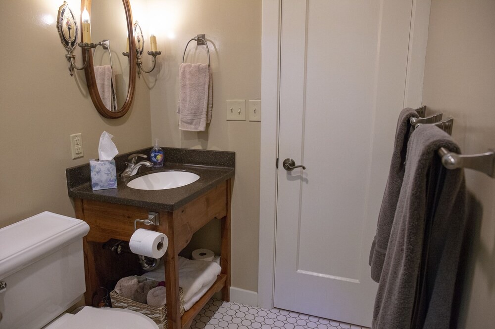 Photo of Bathroom in Sutter Creek