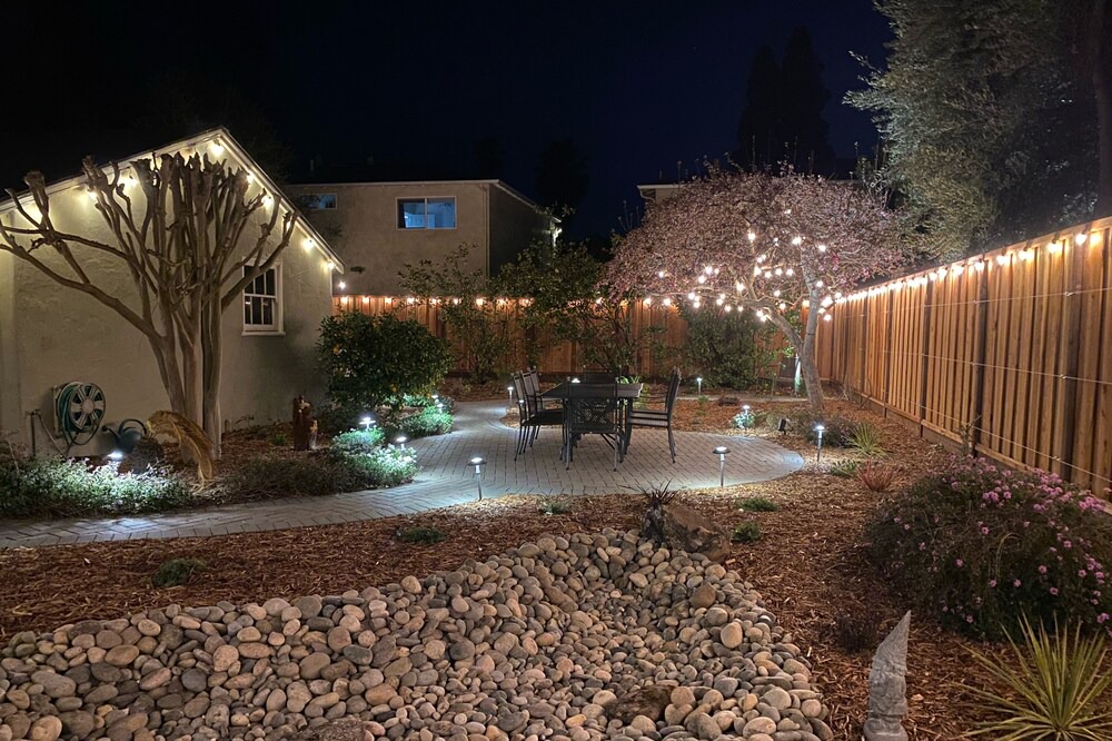 Photo of Outdoor in Shoreline West