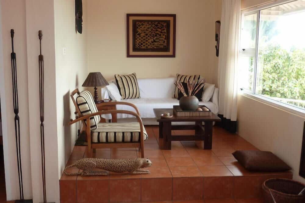 Photo of Livingroom in Blythedale