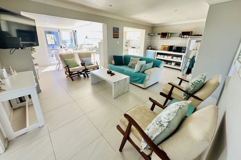 Photo of Livingroom in Stompneusbaai