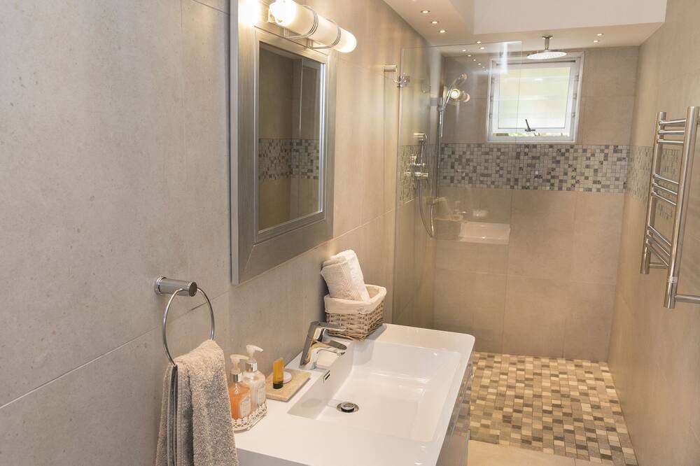 Photo of Bathroom in Hunter's Home