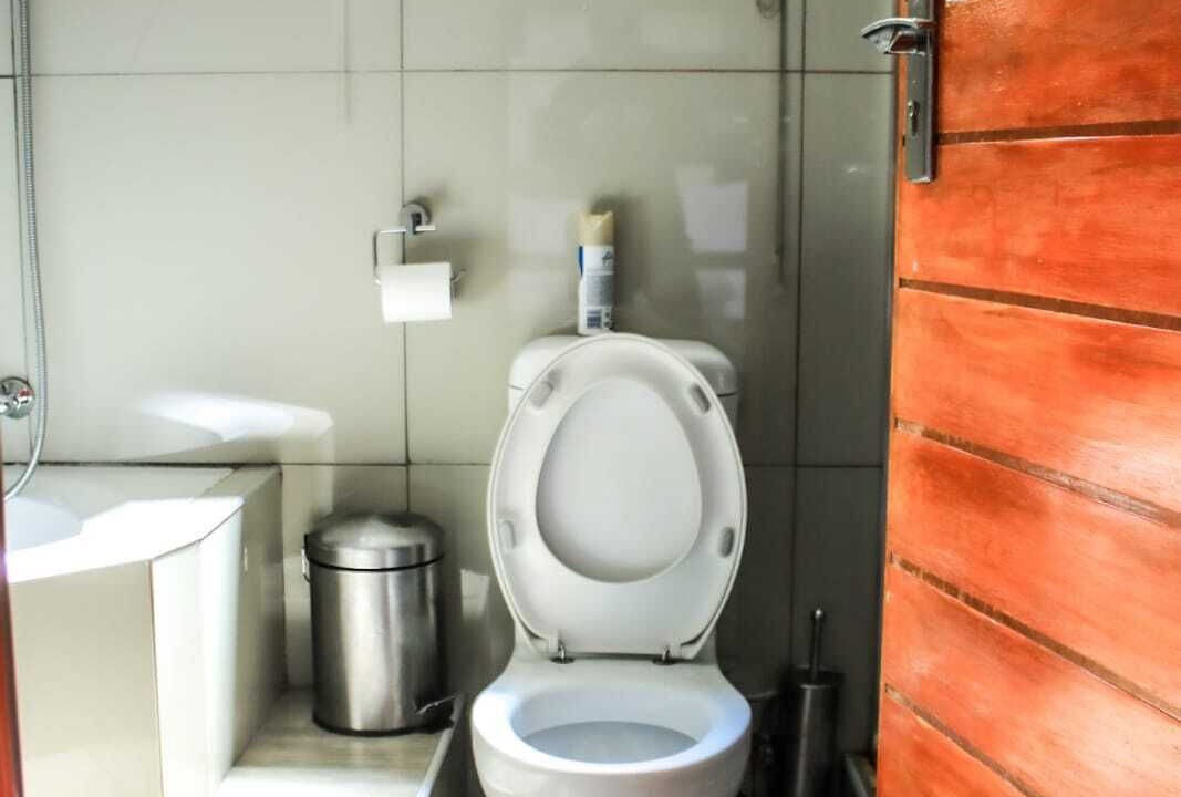 Photo of Bathroom in Thohoyandou