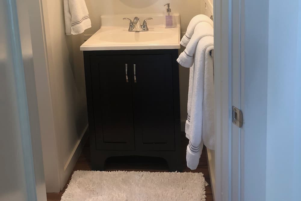 Photo of Bathroom in Willow Glen