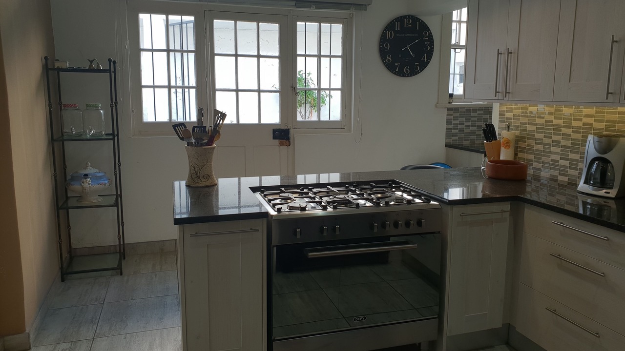 Photo of Kitchen in Gordons Bay Central