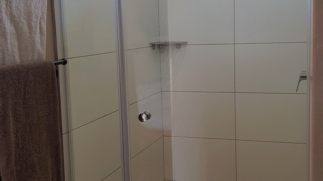 Photo of Bathroom in Hekpoort