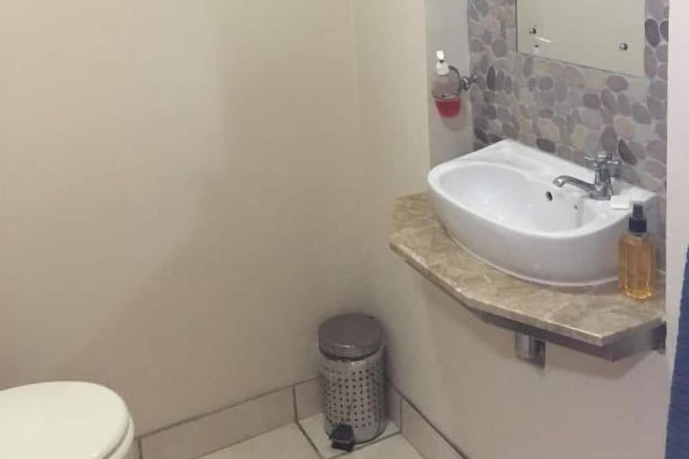 Photo of Bathroom in De Kelders