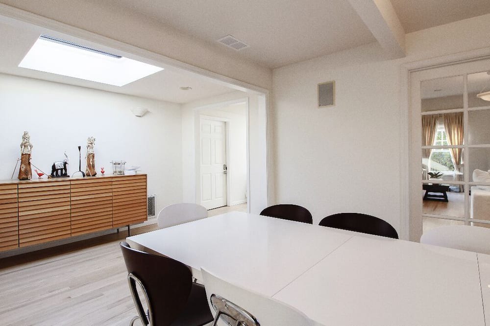 Photo of Kitchen in Highlands-Baywood Park