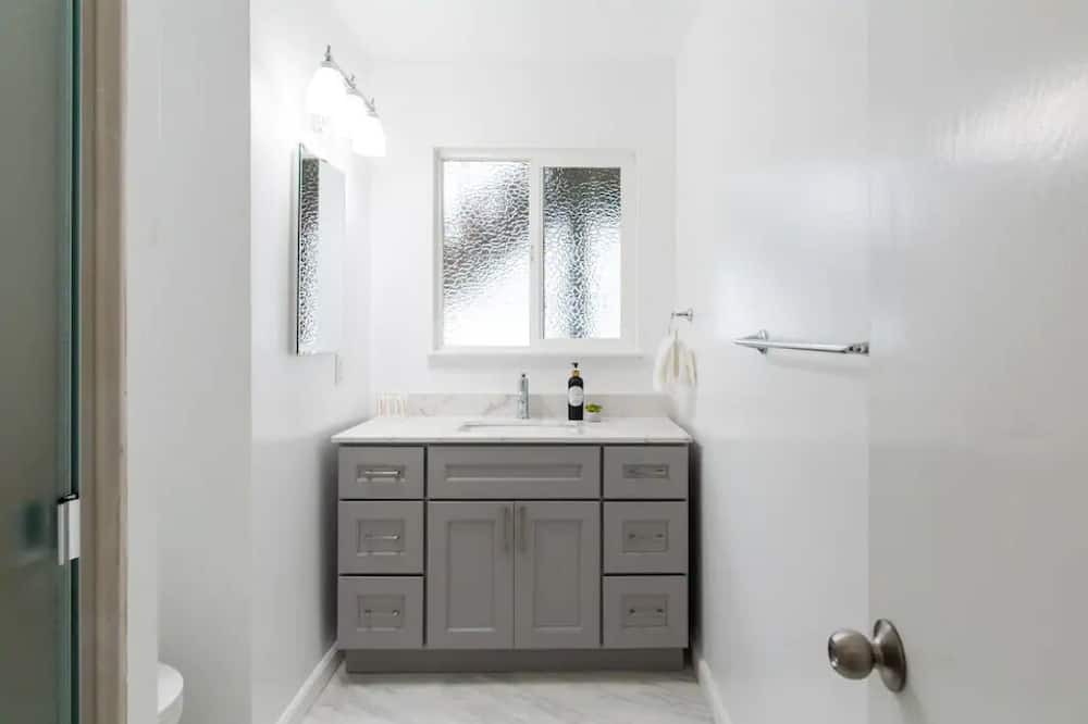 Photo of Bathroom in Sequoyah