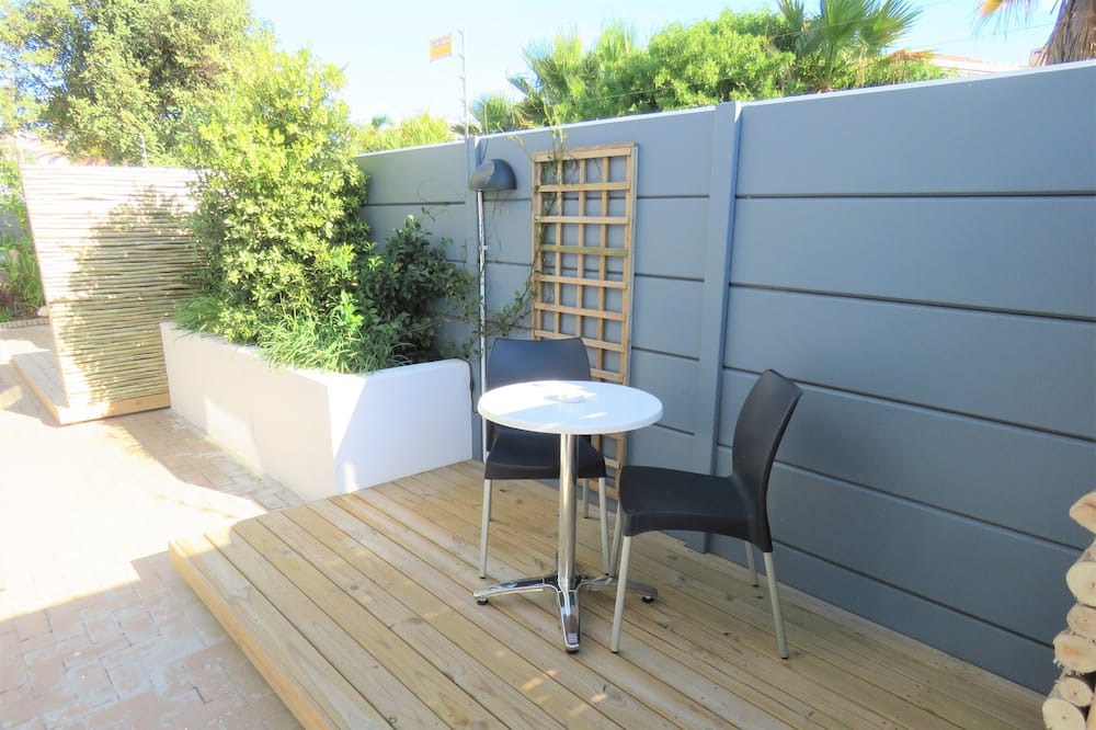 Photo of Patio Balcony in Sunset Beach