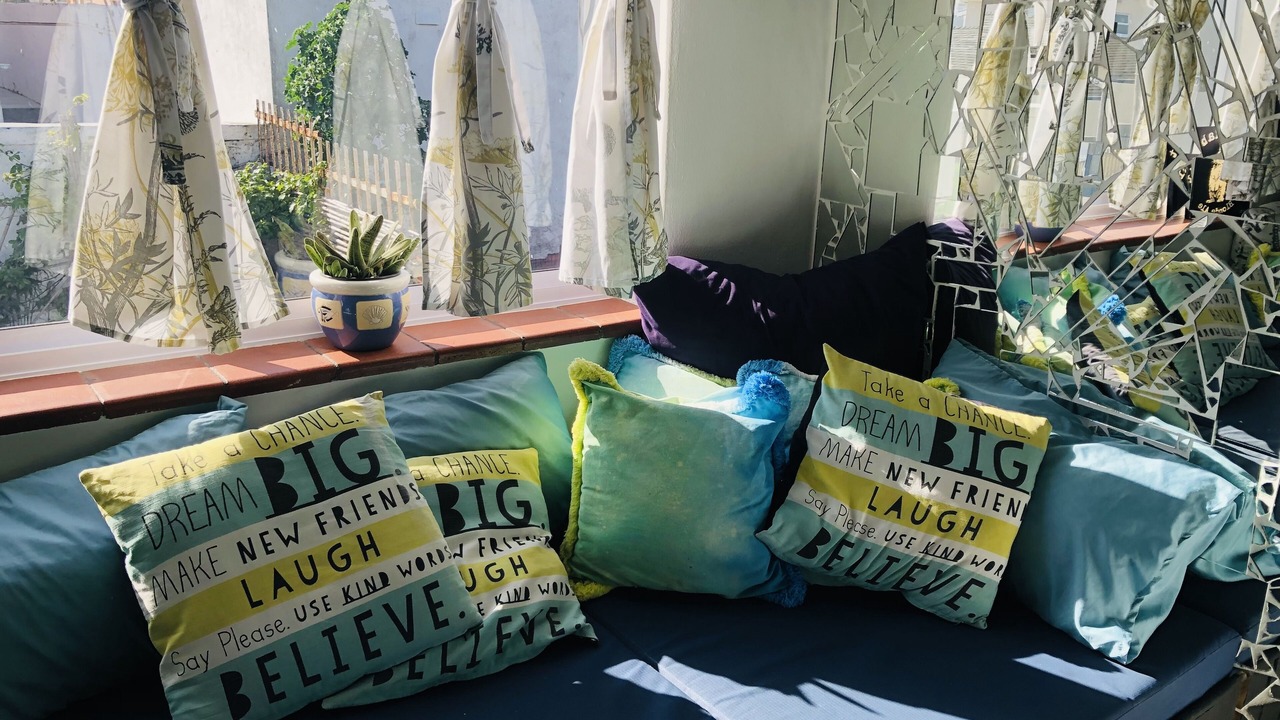 Photo of Livingroom in Muizenberg