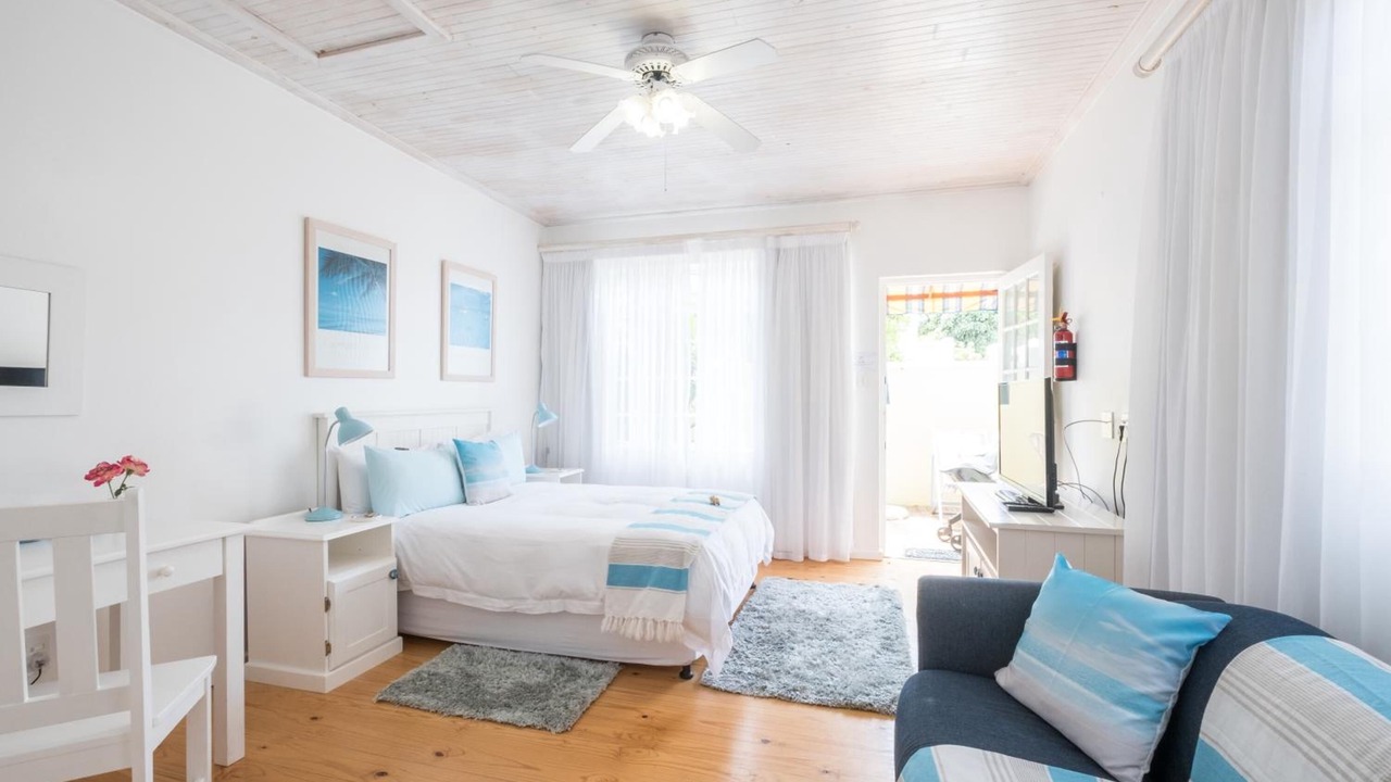 Photo of Bedroom in Port Elizabeth