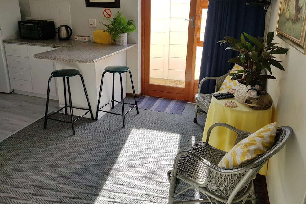 Photo of Livingroom in Edgemead