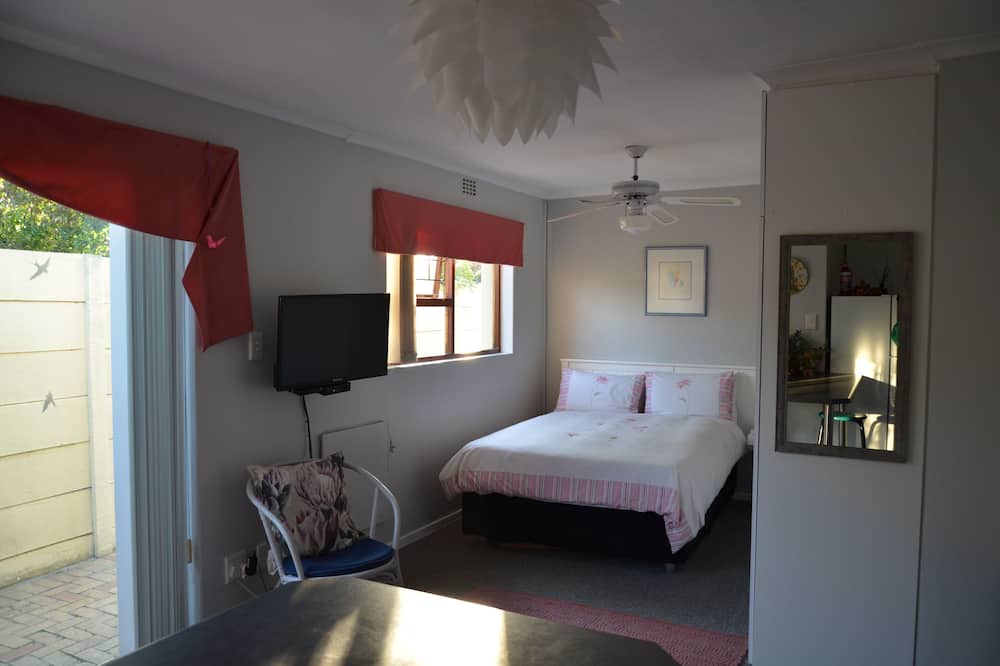 Photo of Bedroom in Edgemead
