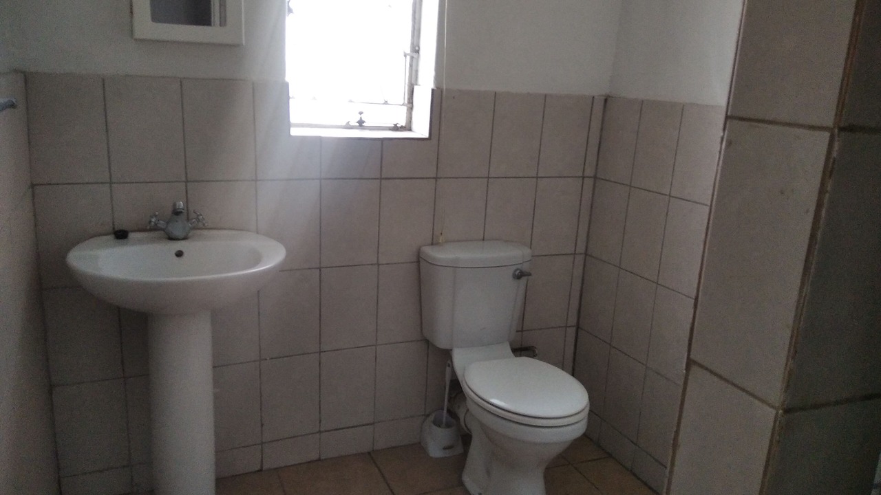 Photo of Bathroom in Greater Johannesburg Metropolitan Area